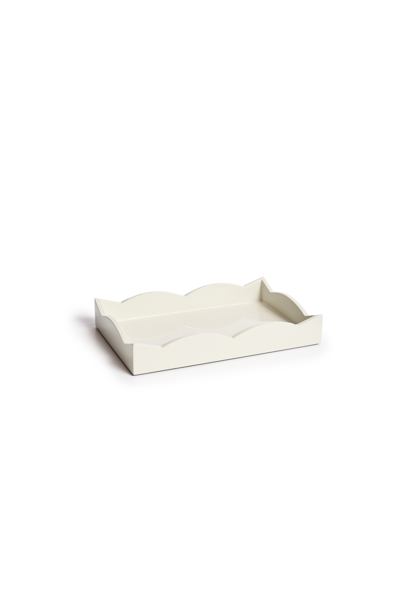 Small Scalloped Tray in Snow