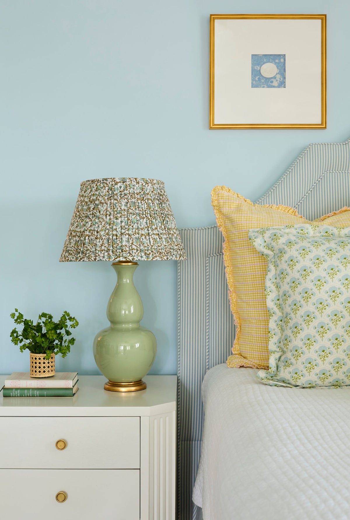 Liv Ceramic Medium Table Lamp in Sage